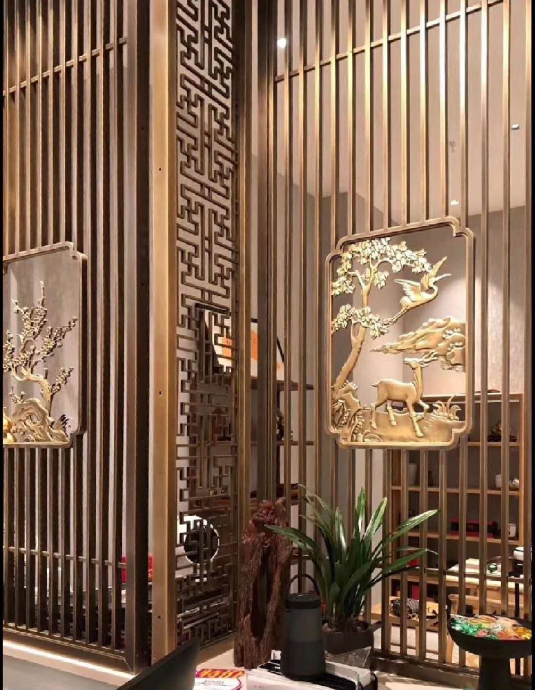 什么是仿古铜不锈钢屏风？